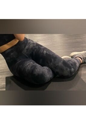 NWOT!! 🍋 Lululemon 🍋 Align 25” Diamond Dye Size 4